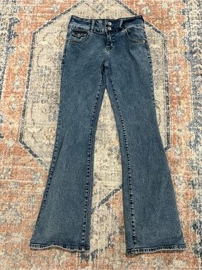 PacSun Women's Stretch Low Rise Bootcut Jeans in Medium Blue 27
